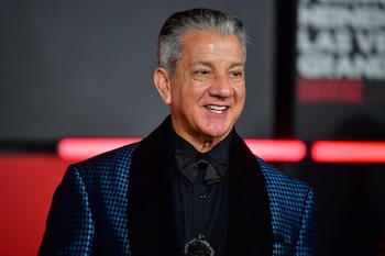 Bruce Buffer confirma que seguirá