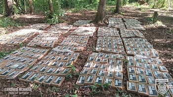 Nicaragua: narcotraficantes abandonaron 475 paquetes de cocaína en el Río San Juan