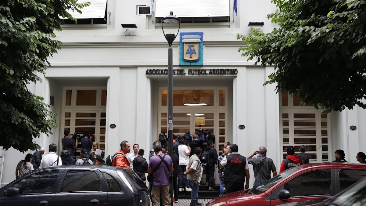 Documentos y allanamientos en la AFA vinculados a TourProdenter