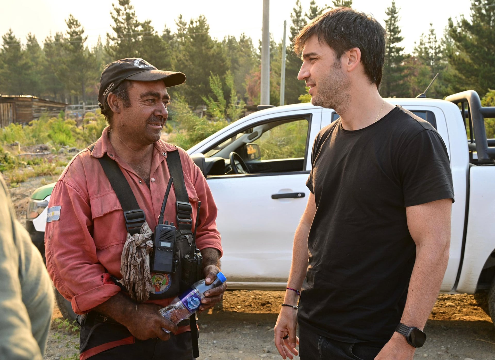 Torres supervisó las tareas de combate contra los incendios en Epuyén y reclamó endurecer las penas para los responsables