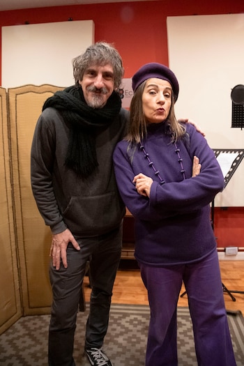 Hilda Lizarazu y Juan Rosasco en su nuevo videoclip, "Astronauta"
