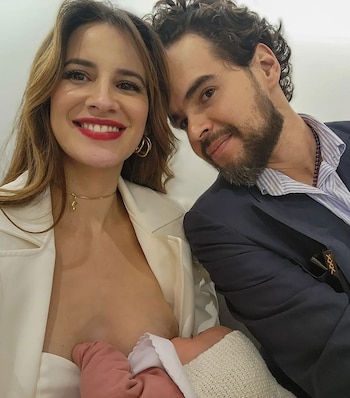 Mikaela, la hija de Laura