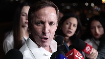 Francis Allison reaparece y desafía a López Aliaga: “No rectifico nada. ¿Eres corrupto o tonto? Nos vemos en los tribunales"