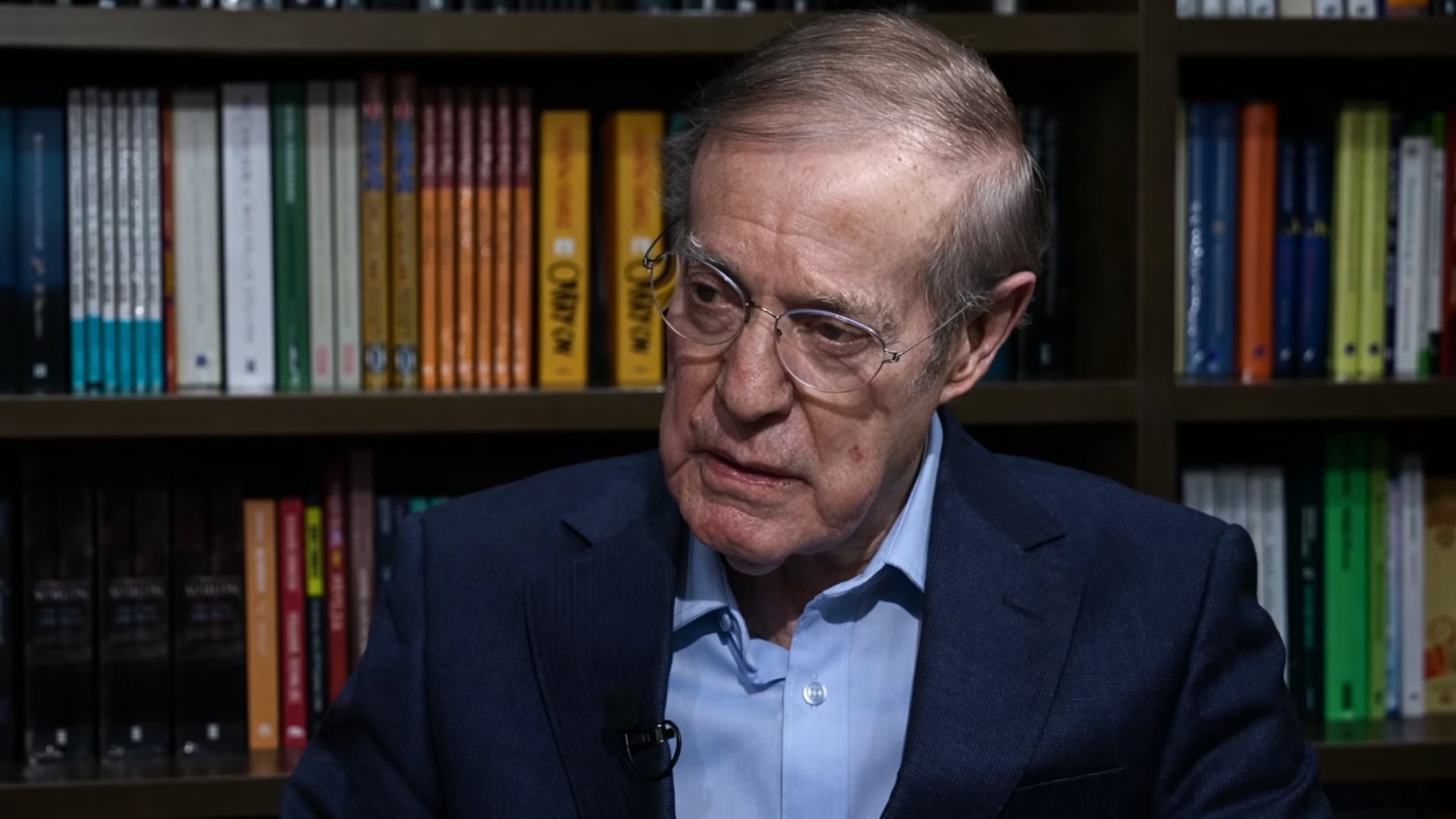 José Ramón Fernández comparte su perspectiva sobre cómo el futbol nacional refleja la sociedad de México durante una entrevista con Carmen Aristegui. (Carmen Aristegui: YouTube)