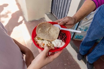La inversión supera los 840 millones de lempiras para garantizar las próximas remesas de alimentos. Más de 21 mil centros educativos recibirán insumos alimenticios en todo el país. (Foto: Cortesía)