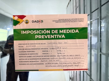 Dumek Turbay rechaza el caso de la gestante que dio a luz afuera de una clínica y anuncia apoyo legal - crédito @dumek_turbay/X