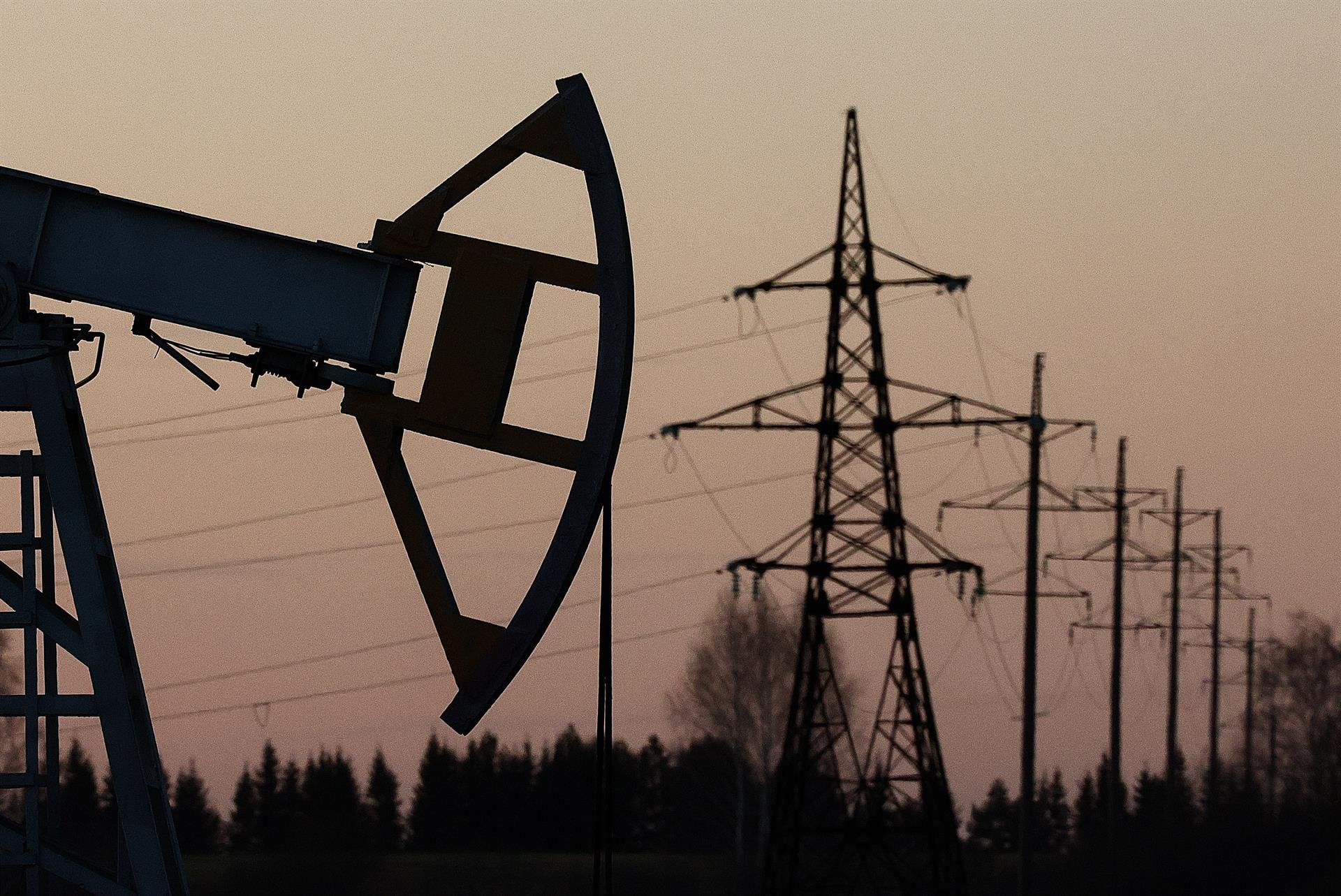 Rusia prorroga las restricciones a la exportación de diésel y otros combustibles hasta finales de enero de 2027