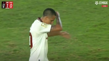 Golazo de Alex Valera con media vuelta y violento remate en Universitario vs Sport Huancayo por Liga 1 2026