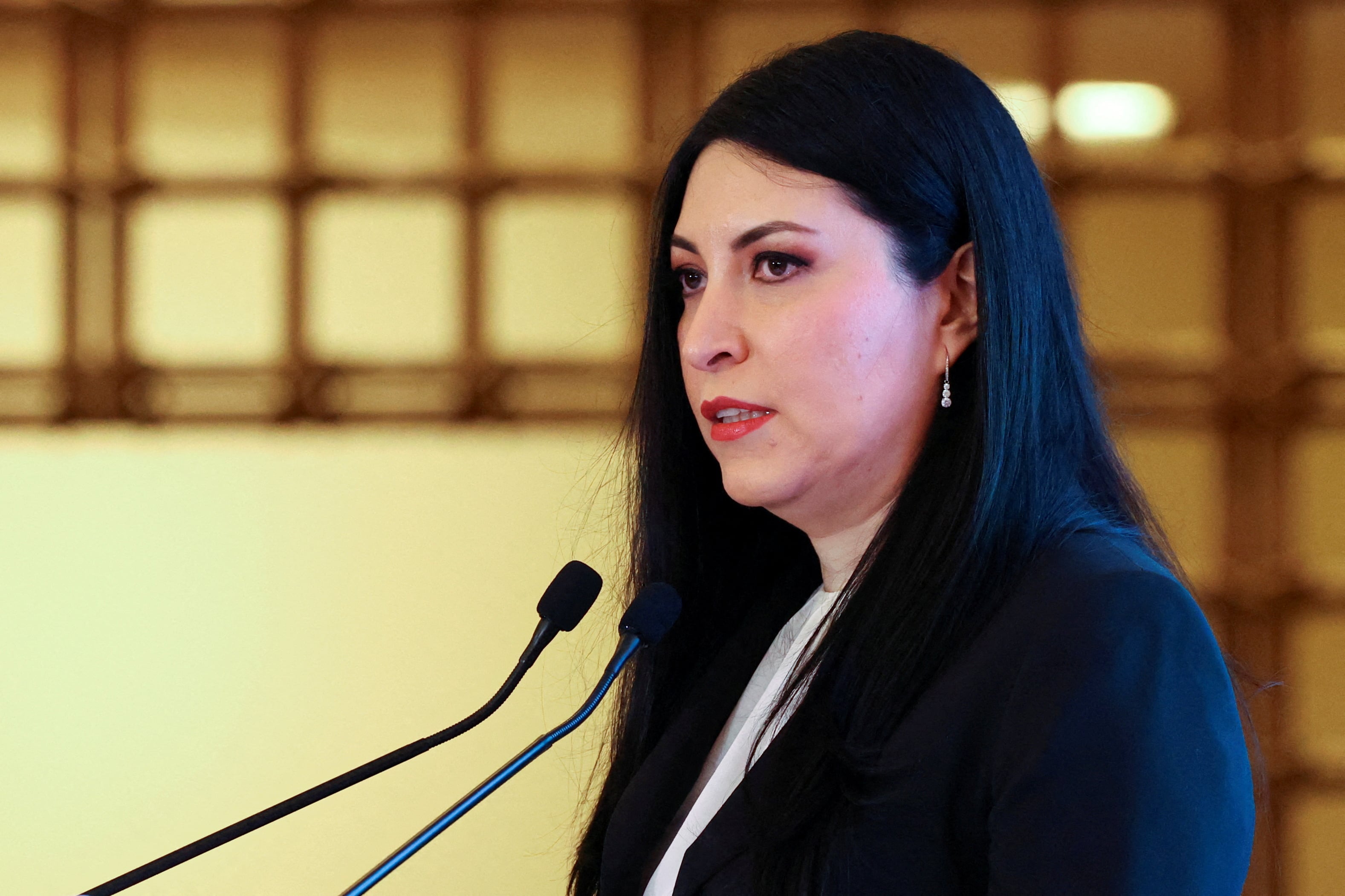 La inflación en México alcanzaría su meta de 3% hasta el segundo trimestre de 2027, prevé el Banco de México. REUTERS/Raquel Cunha/File Photo