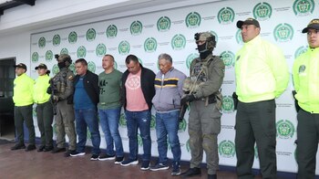 Nueve extraditables capturados en una