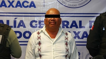 Detienen al alcalde de Constancia