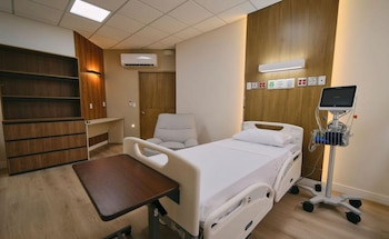 Las habitaciones de hospitalización fueron remodeladas para mejorar las condiciones de seguridad y comodidad de los pacientes. Cortesía: Comunicación Esencial