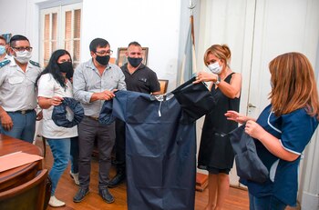 Confeccionaron y donaron 110 kits