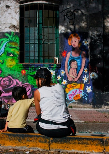 Carolina estudió Bellas Artes y