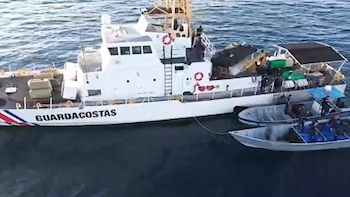 Guardacostas intercepta embarcación con más de una tonelada de presunta droga en Costa rica