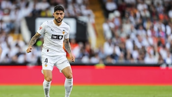 El central vasco Unai Núñez llega cedido al RCD Espanyol hasta final de temporada y con opción de compra