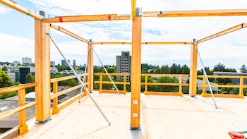 Construir con madera tiene sus