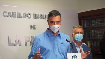 Pedro Sánchez prometió reconstruir la