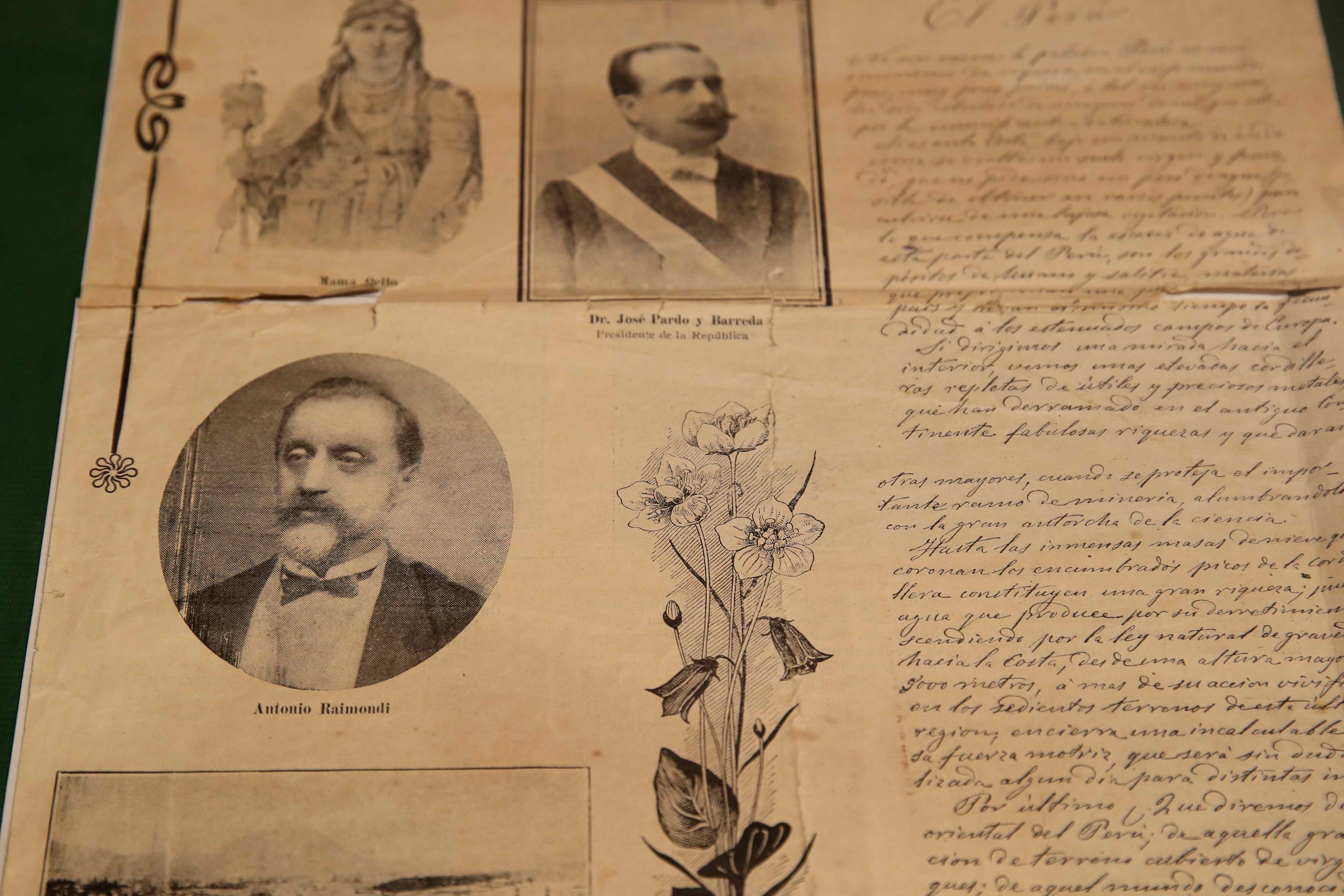 Fotografía de diseños y textos hechos por el explorador y naturalista Antonio Raimondi en una exposición sobre su vida y trayectoria este jueves, en Lima (Perú). EFE/ Paolo Aguilar