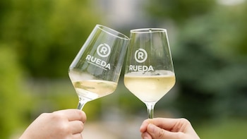 Éxito del C.R.D.O. Rueda en su denuncia por uso indebido de marca y falsificación de contraetiquetas