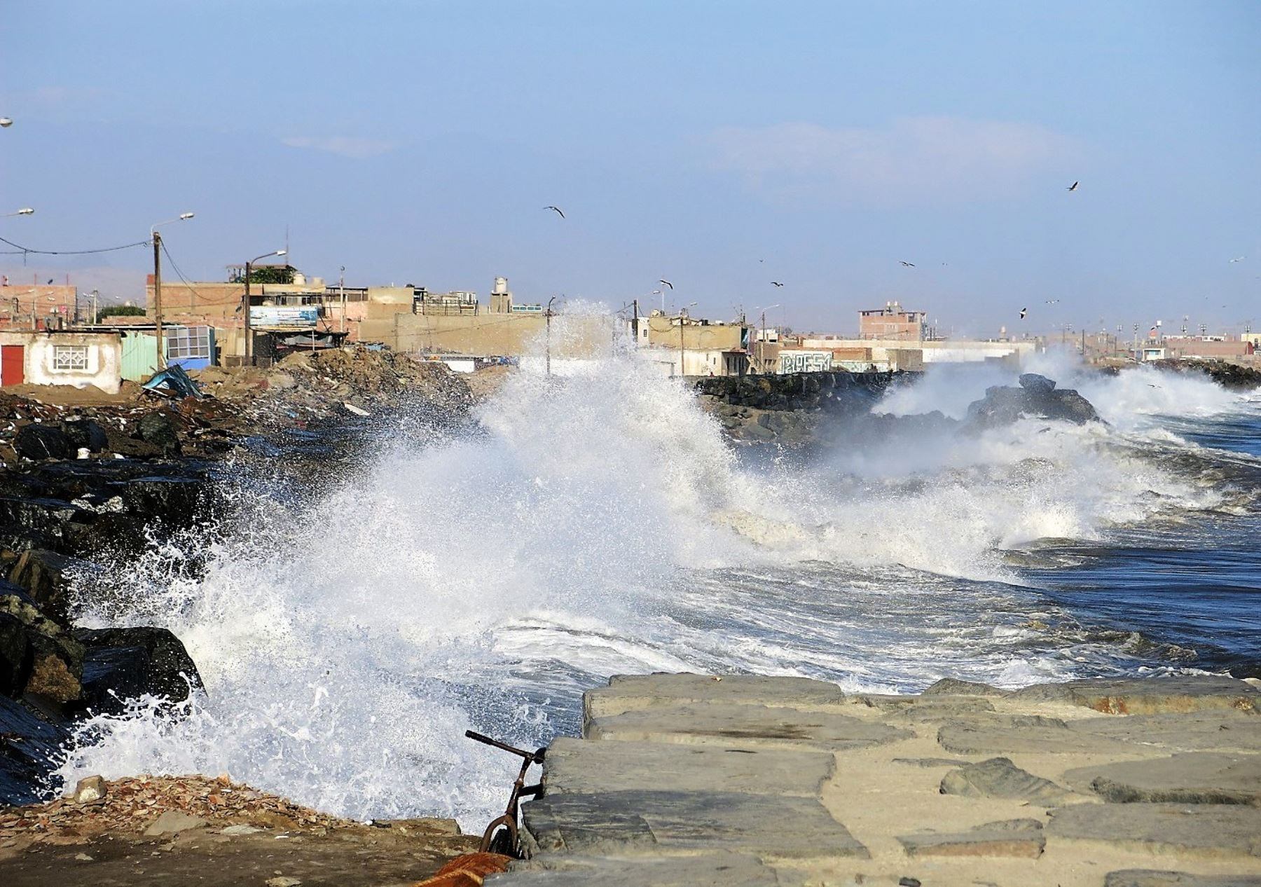 Oleajes anómalos se extenderá por varios días. (Foto: Andina)