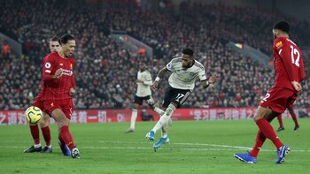 Liverpool y Manchester United impulsan