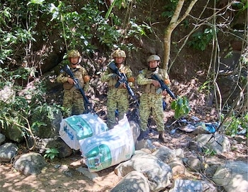 Fuerza Armada, El Salvador, mercadería contrabando