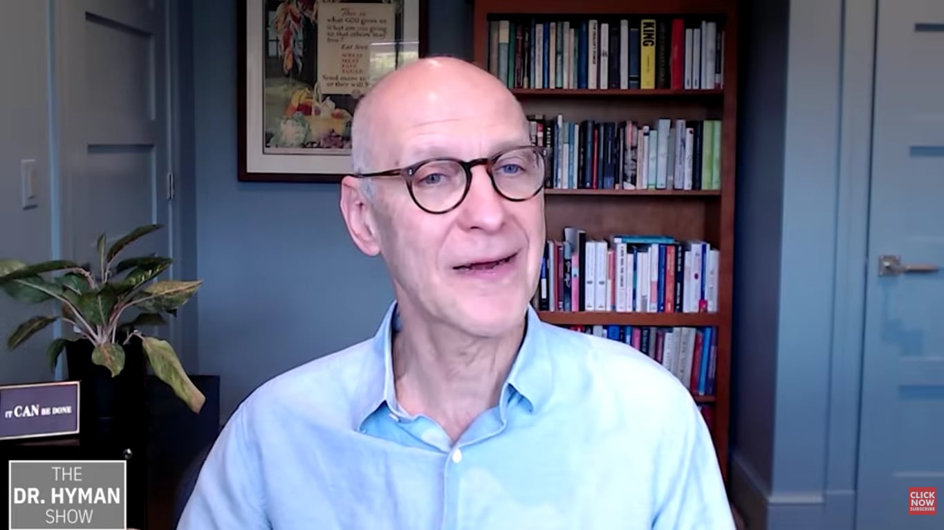 En diálogo con Mark Hyman, el especialista Zeke Emanuel explicó cómo sus consejos rompen mitos sobre la salud y promueven una vida más plena (The Dr. Hyman Show)