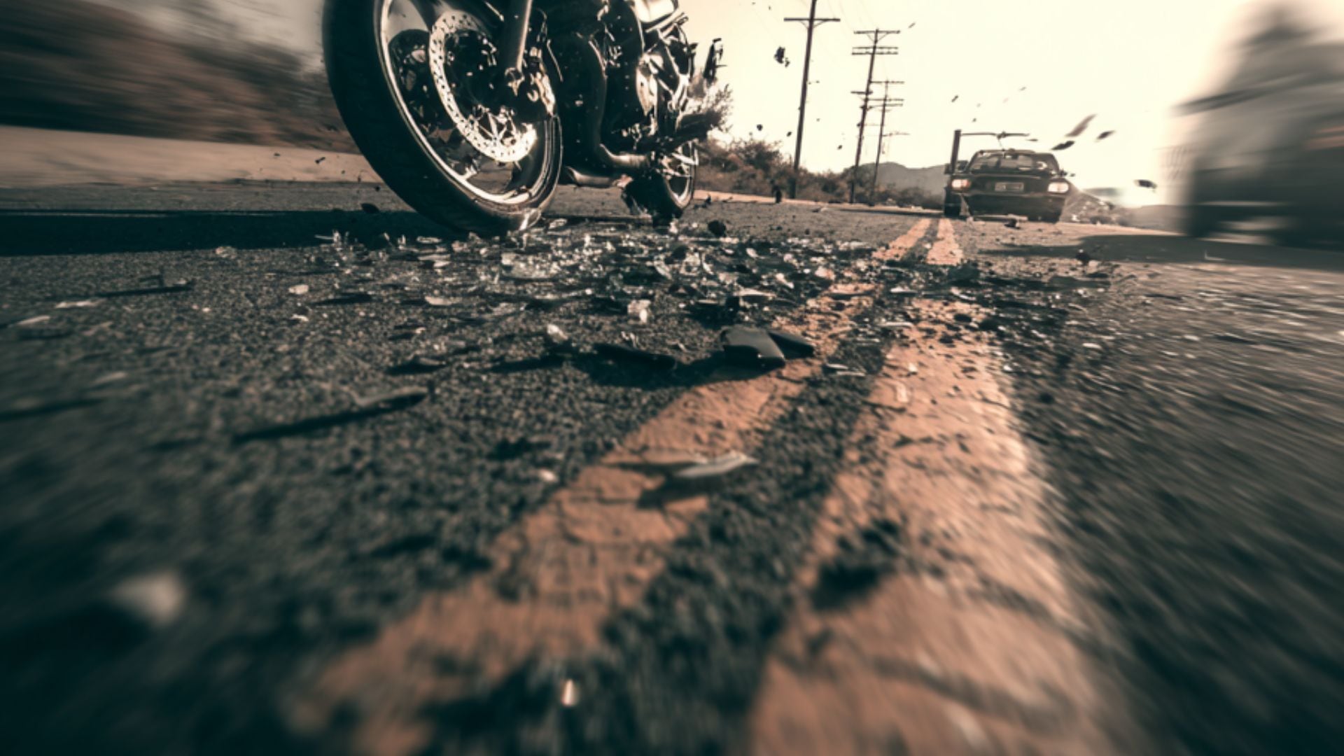 Tras arrastrar a la motociclista, el conductor de la camioneta huyó del lugar antes de la llegada de las autoridades - crédito Imagen Ilustrativa Infobae