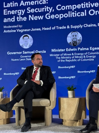 El ministro Edwin Palma advierte sobre las consecuencias sociales y económicas de limitar el intercambio energético entre Colombia y Ecuador - crédito MinMinas