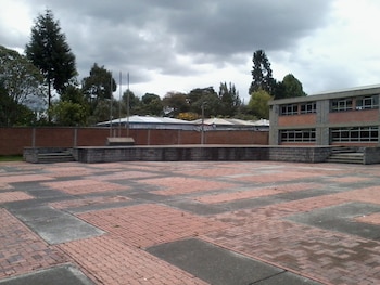 Colegio ETB Tomás Alva Edison,