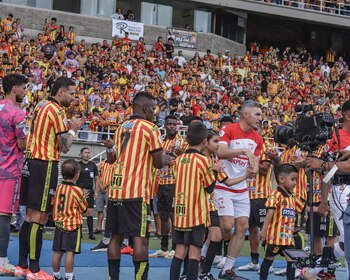 Deportivo Pereira rindió homenaje al