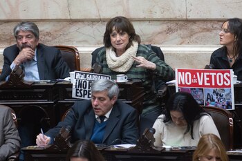 La diputada del FITU cuestionó