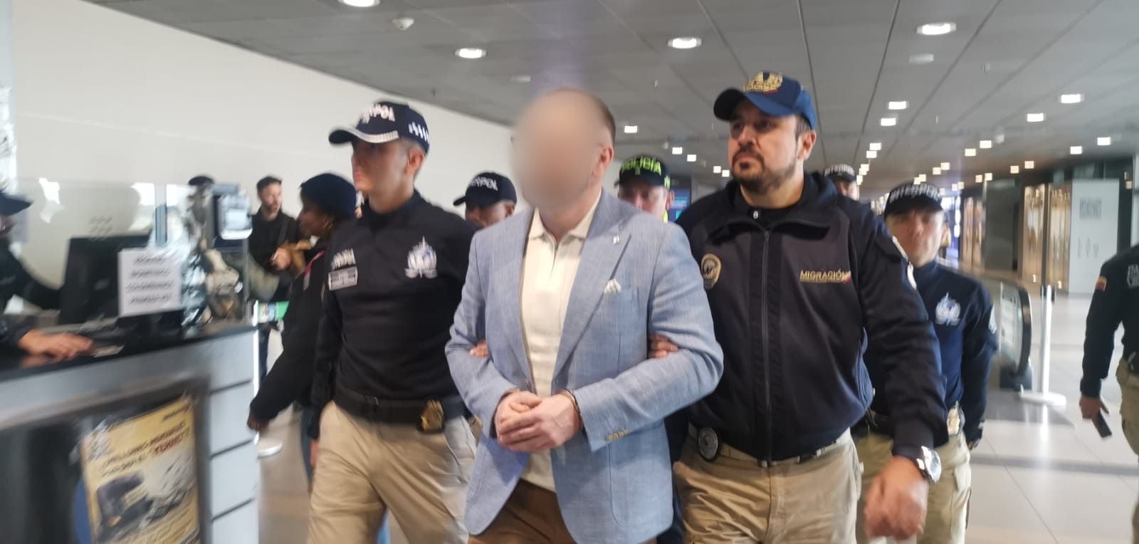 Denis Alimov fue dejado en manos de las autoridades que ya gestionan su extradición a los Estados Unidos - crédito Migración Colombia