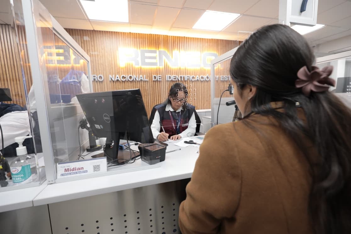Las oficinas de Reniec atenderán en horarios especiales este fin de semana para quienes necesiten gestionar o recoger su DNI de manera presencial. Foto: Reniec