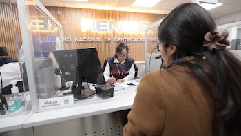 Reniec brinda atención especial este