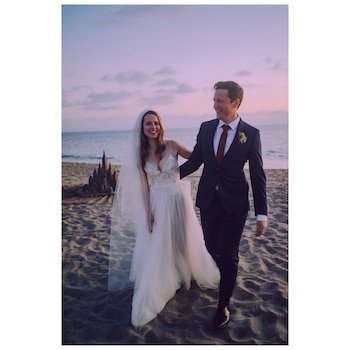 Mendler y su esposo, Griffin