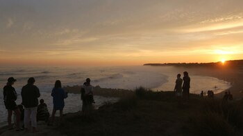 El paseo costero cuando cae