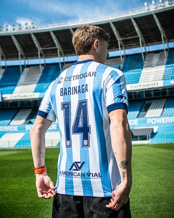 El lateral derecho vestirá el dorsal 14 en la Academia (@RacingClub)