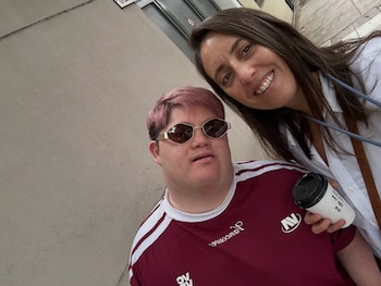 “Alonso” superó el millón de seguidores, enfrenta al bullying y las redes lo adoran: de personaje viral a perfilarse como artista