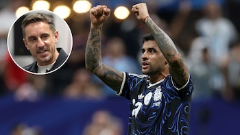 La feroz respuesta de Cuti Romero a Gary Neville tras el triunfo de Argentina: “Espero que cuando me retire no sea tan estúpido”