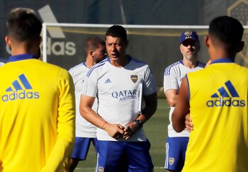 Sebastian Battaglia -
Entrenamiento de Boca Juniors -
Centro de Entrenamiento de Boca Juniors en Ezeiza -
16 de marzo de 2022 -
Foto: Javier Garcia Martino - Photogamma