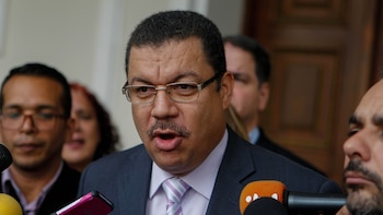 Piden que se impulse en el diálogo en Venezuela el nombramiento de un nuevo contralor