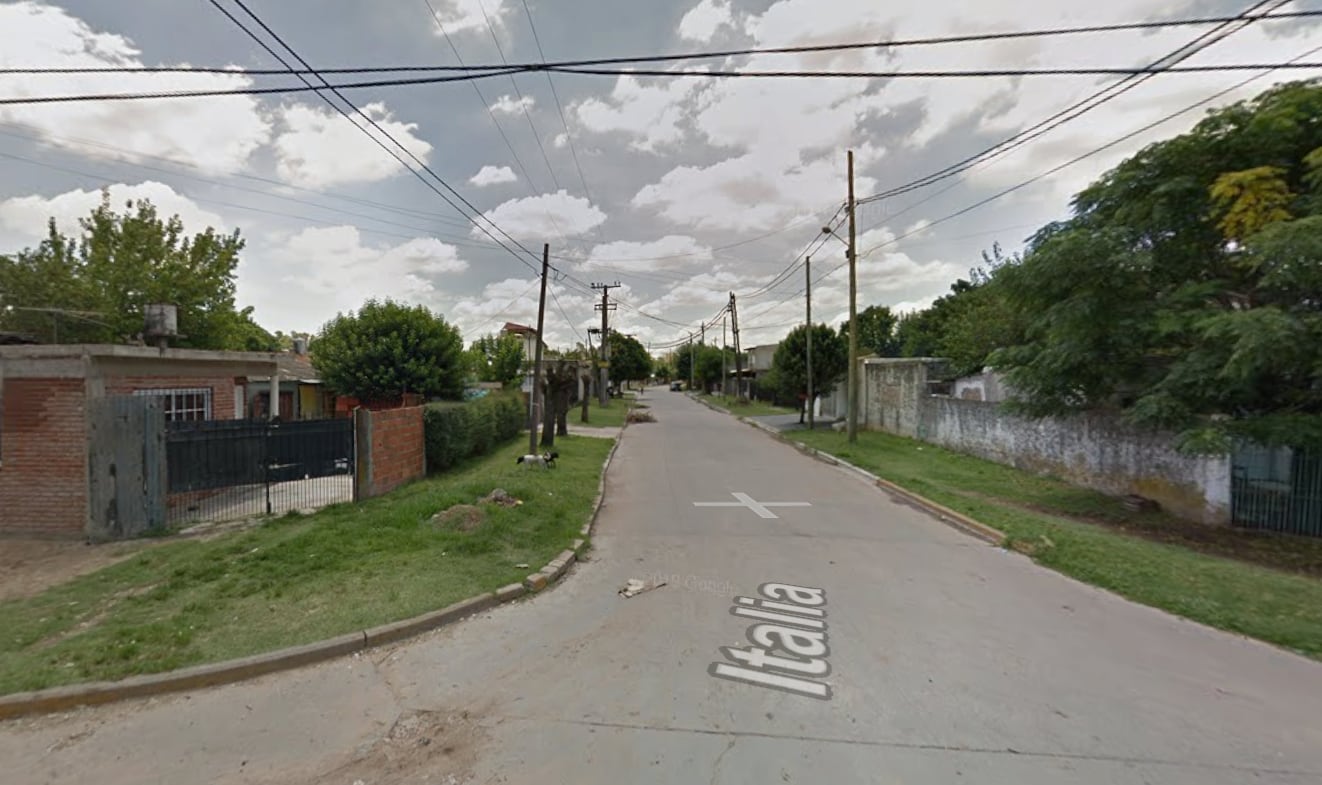 La vivienda de la calle Italia al 900, en Moreno, donde encontraron sin vida a Karina Villarruel (Google Maps)