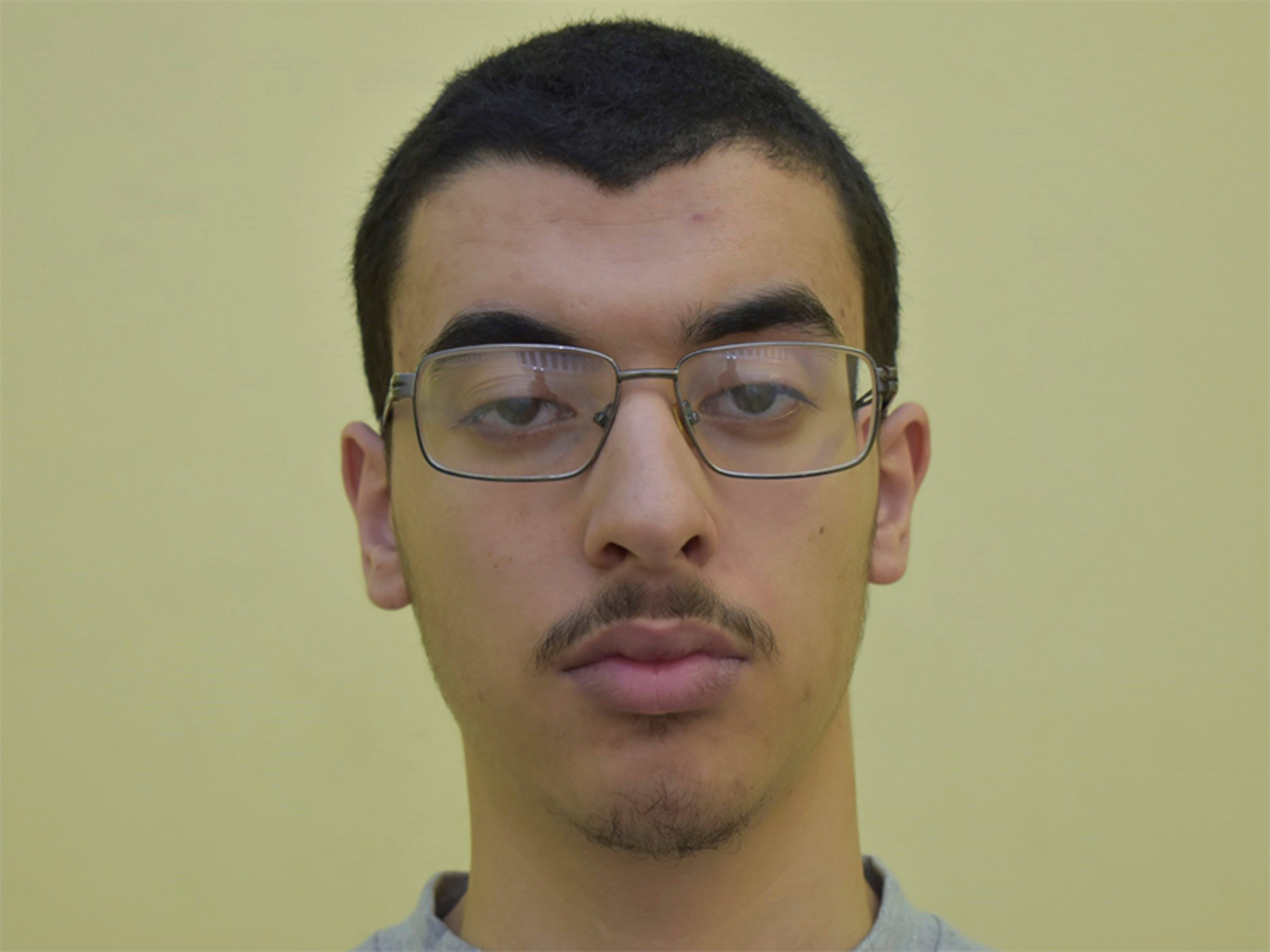 Foto sin fecha emitida por la Policía de Manchester de Hashem Abedi, uno de los conspiradores del atentado en un concierto de Ariana Grande en 2017 en Manchester. (Foto, Policía del Gran Manchester vía AP)