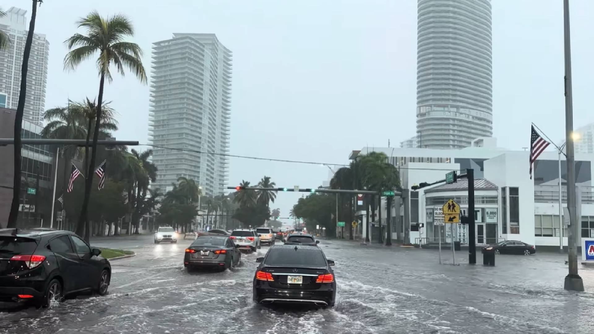 La Comisión de Miami Beach aprobó una moratoria que frena el aumento de tarifas de agua, alcantarillado y pluviales, posponiendo la definición sobre cómo financiar la infraestructura (J Utah)