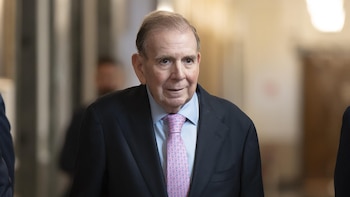 Edmundo González advierte de que el dinero del petróleo venezolano solo llegará "a algunos"