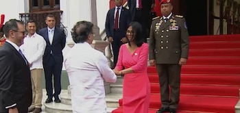 La reunión entre Gustavo Petro y Delcy Rodríguez marca un hito en las relaciones andinas, proyectando a Colombia como interlocutor fundamental ante un régimen en pleno proceso de reconfiguración y bajo escrutinio internacional - crédito @AlertaNews24 / X