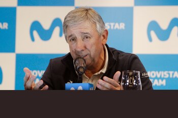 El entrenador del equipo Movistar,