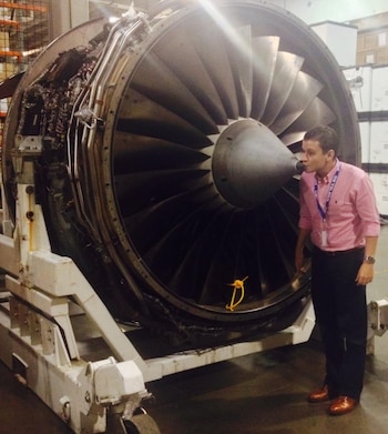 En Londres trabajó para AAR